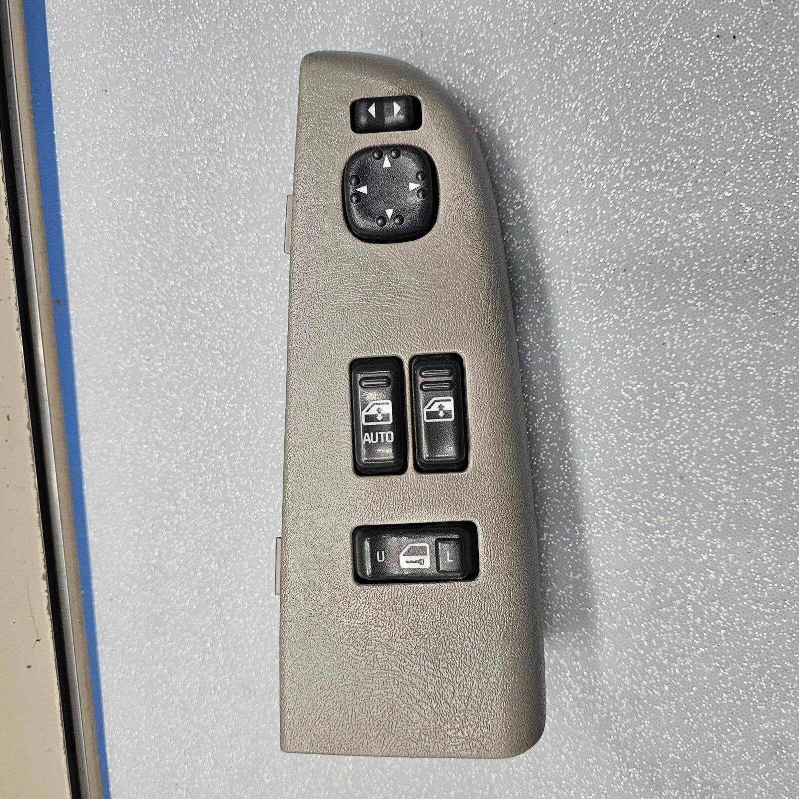 99-02 Silverado SIERRA Door Maste Power Window Switch LEFT Driver LIGHTGRAY WS3
