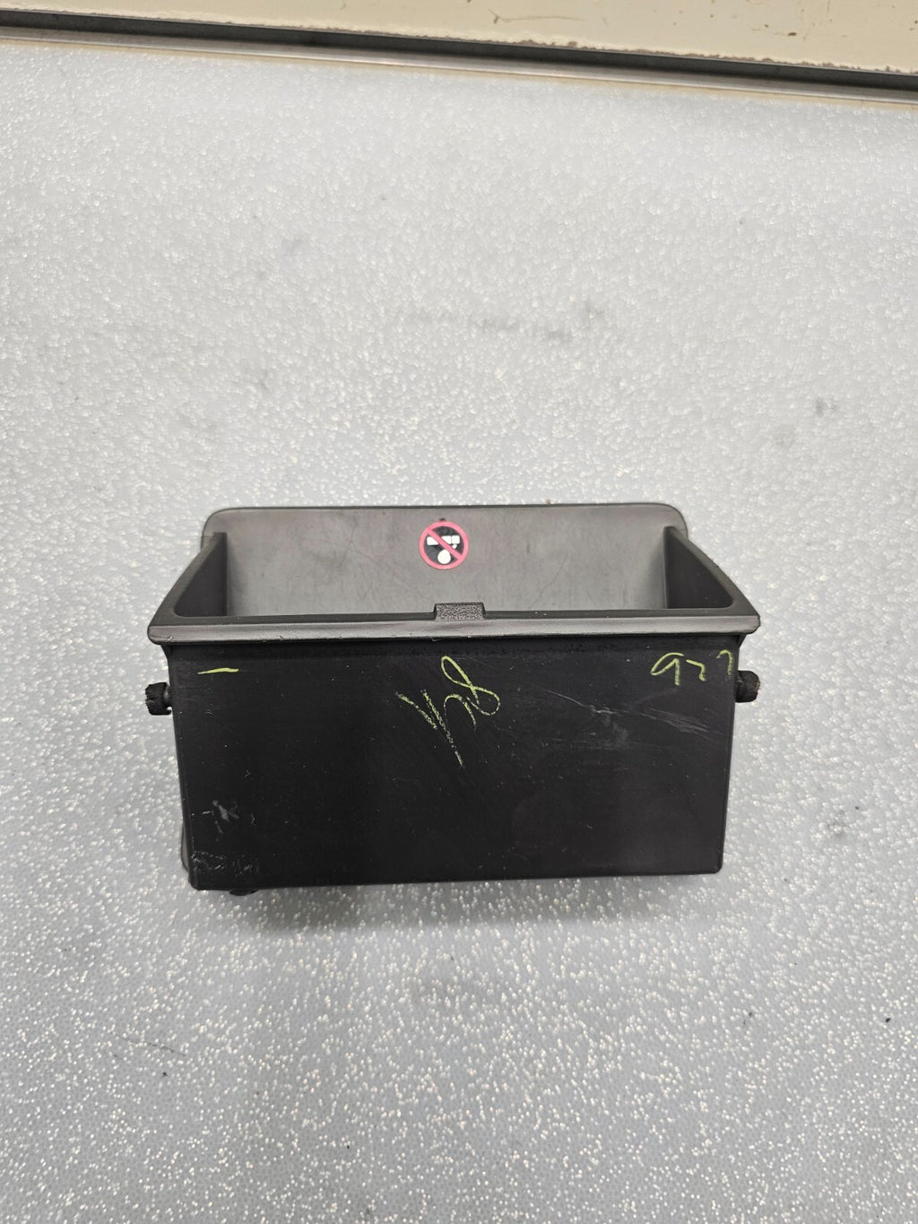 03-08 Toyota Corolla Matrix Dash Storage Compartment Coin Tray Black OEM/TC