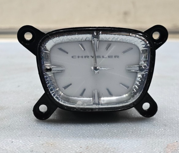 🔥11-14 Chrysler 200 Avenger Dash Center Display Mounted Clock Analog Assembly