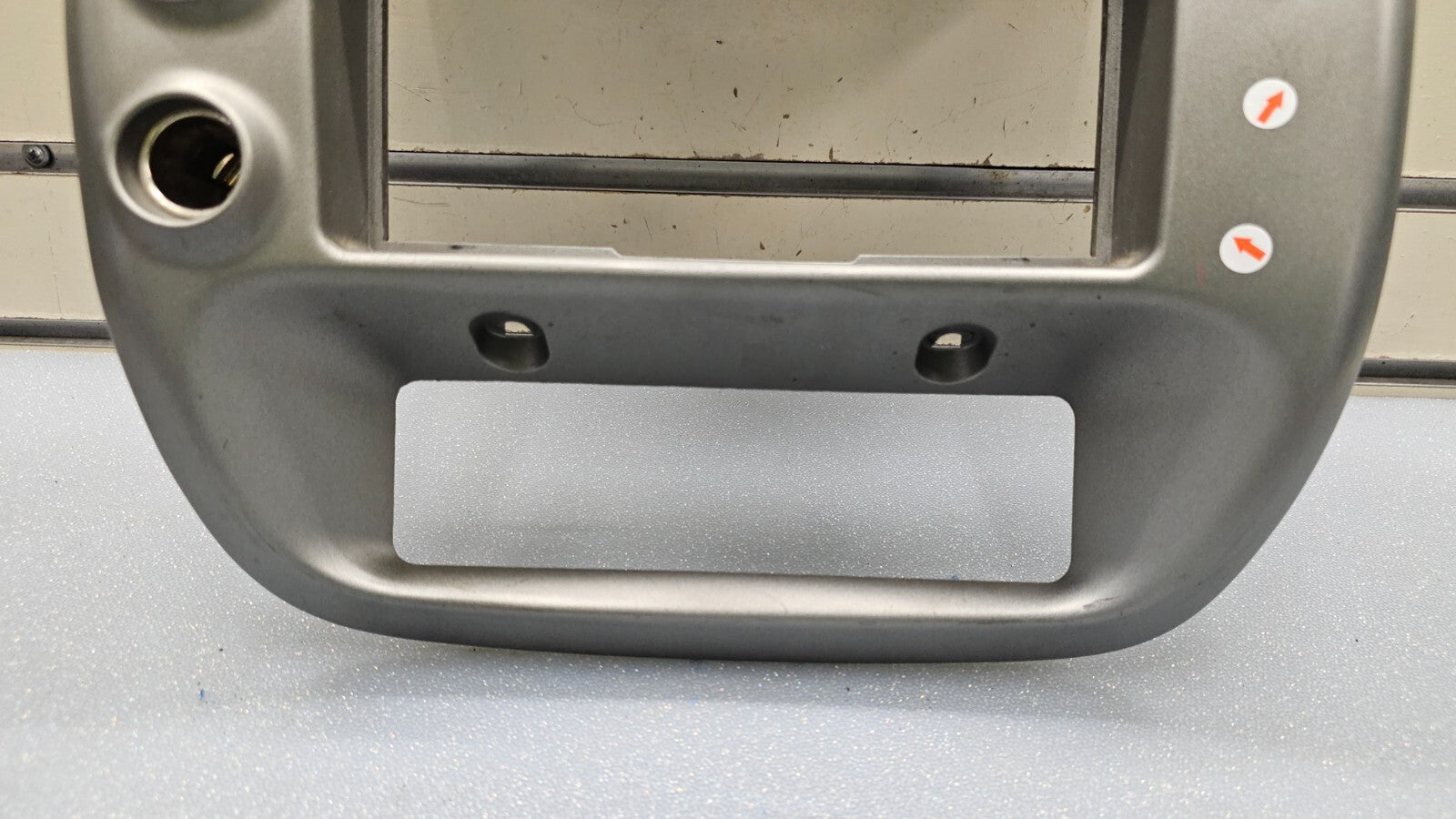95-10 Ford Ranger EXPLORER Center Dash Radio Trim Surround Bezel Trim SILVER B2