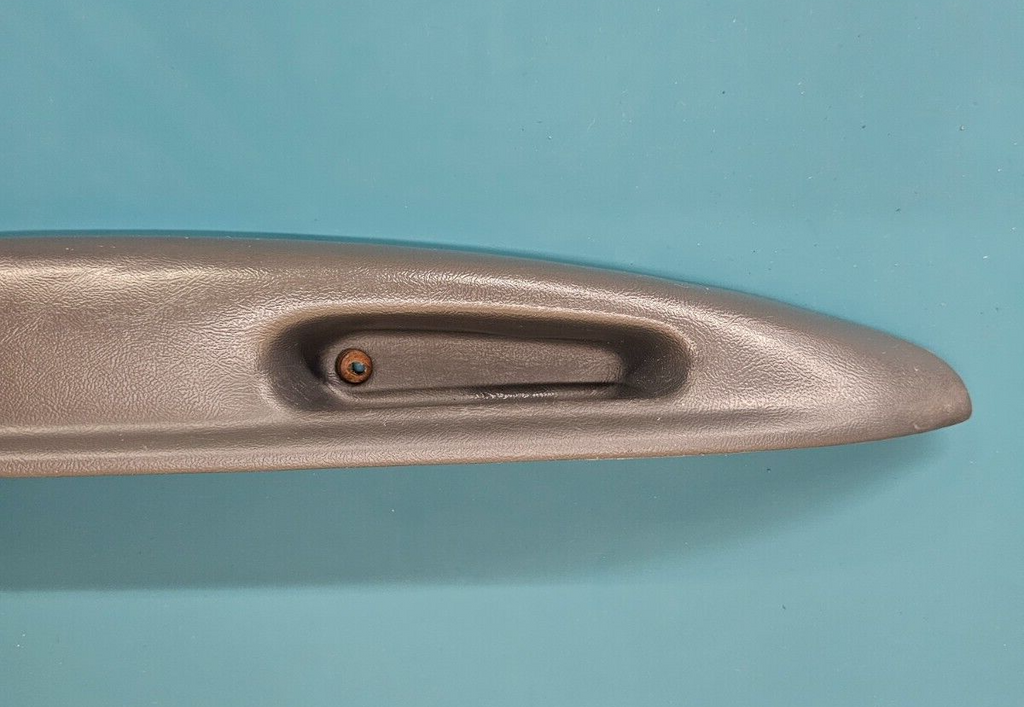 92-96 Ford F150 F250 BRONCO RIGHT PASSENGER Door Panel ARMREST PULL HANDLE GRAY