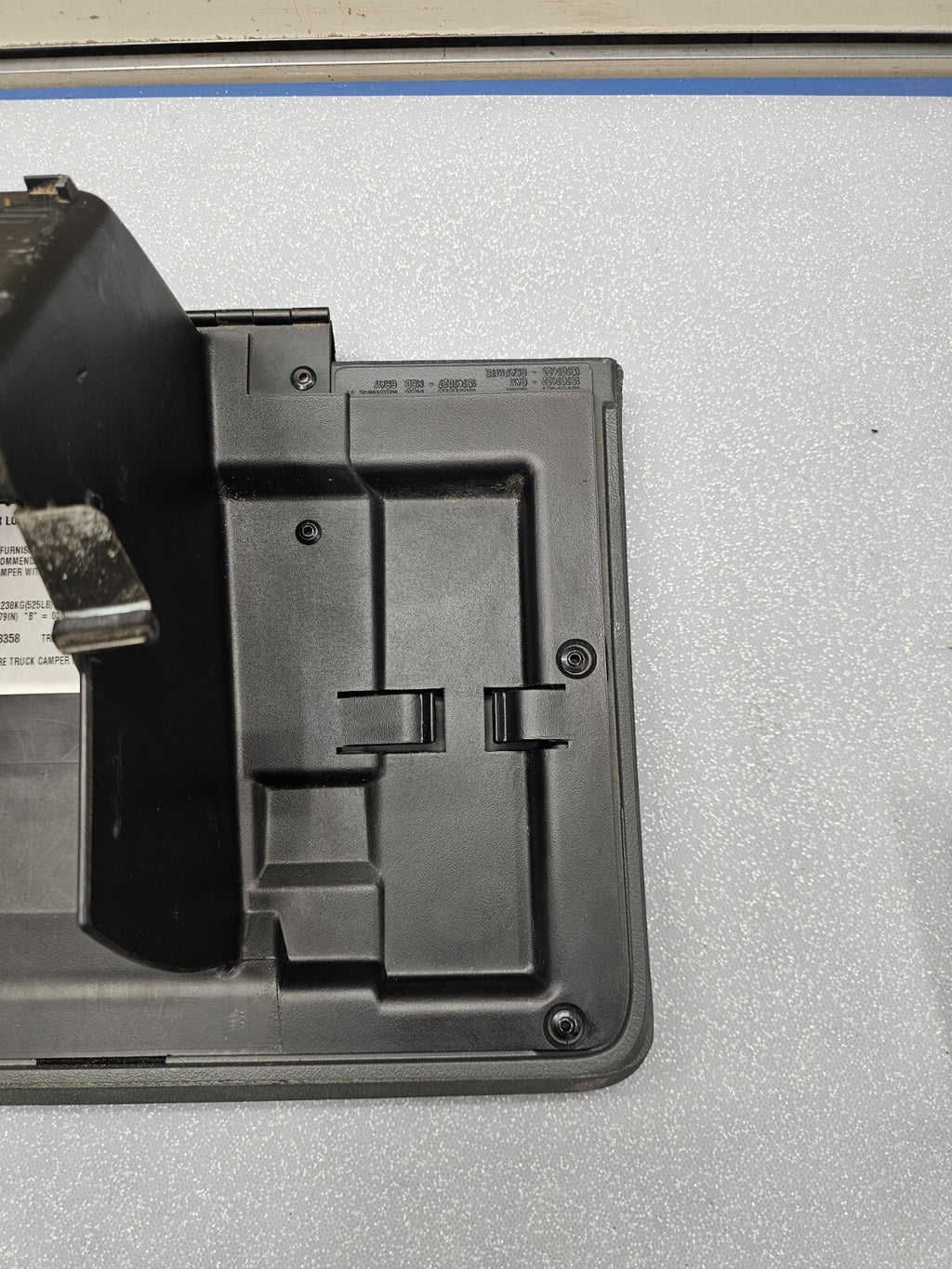 🔥99-06 SILVERADO SIERRA Dash GLOVE BOX Storage Compartment Assembly GRAPHITE G3