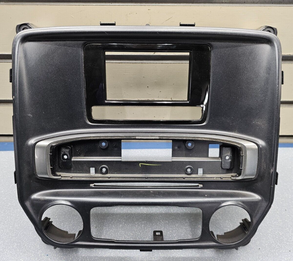 🔥14-20 Silverado Sierra Dash Radio Audio Equipment Stereo Climate Bezel Black