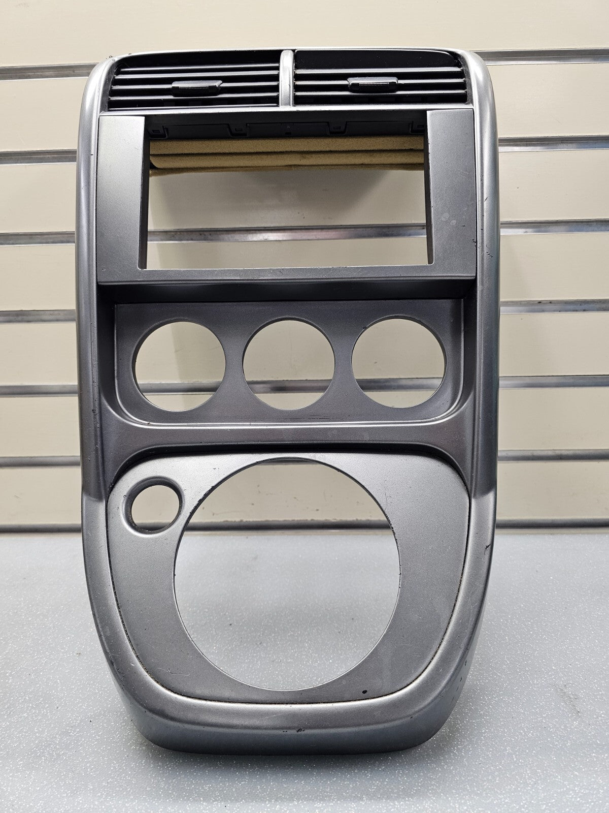 🔥03-06 Honda Element Center Dash Radio Surround Bezel Trim Panel Climate Silver