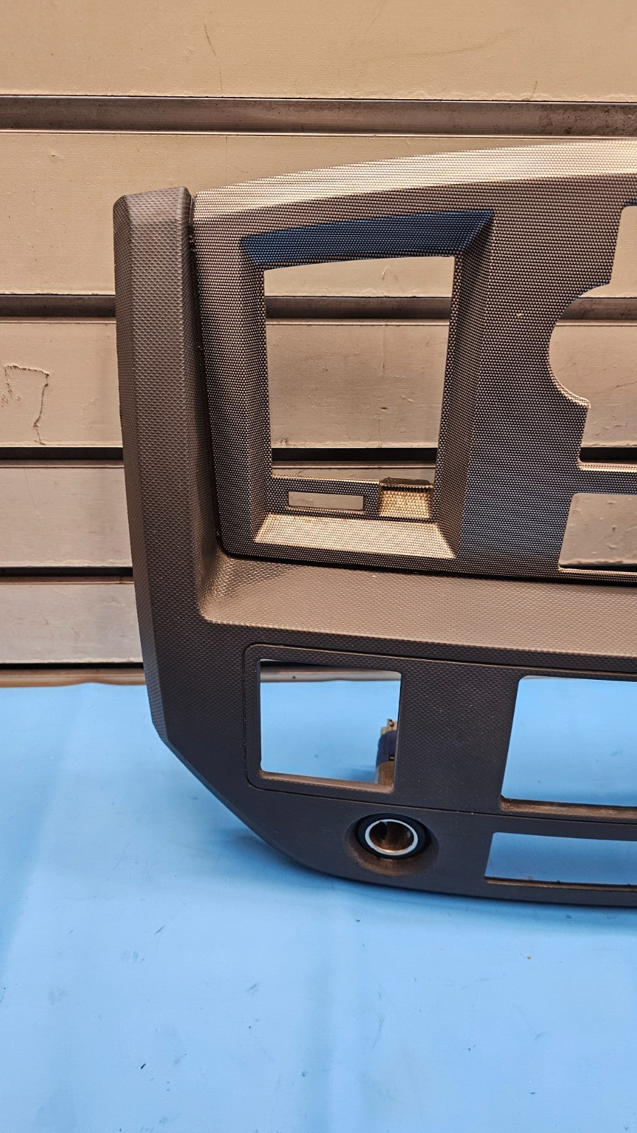 🔥06-08 Dodge RAM Dash RADIO Stereo Bezel Climate Trim Panel Silver/Gray B11