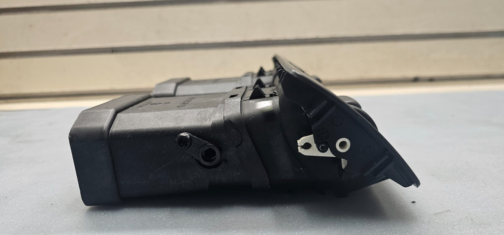 🔥04-07 Volvo S40 Front Middle Dash Center Air Vent Heater Conditioning Black