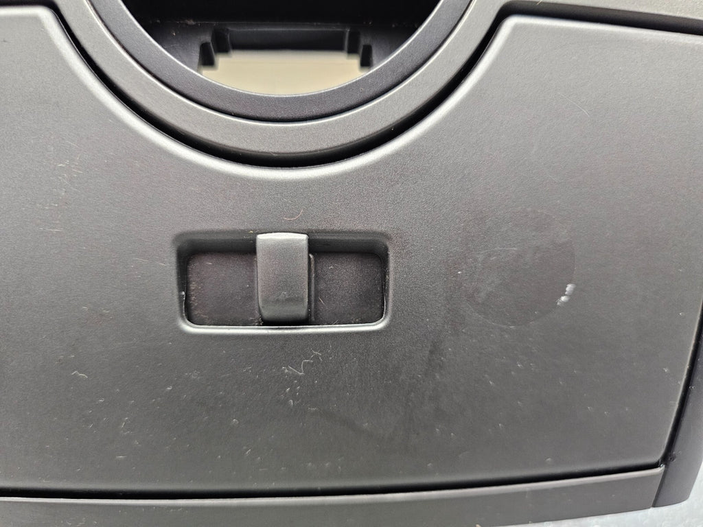10-11 KIA SOUL PLUS CENTER DASH FM RADIO STEREO DISPLAY TRIM PANEL BEZEL DK GRAY