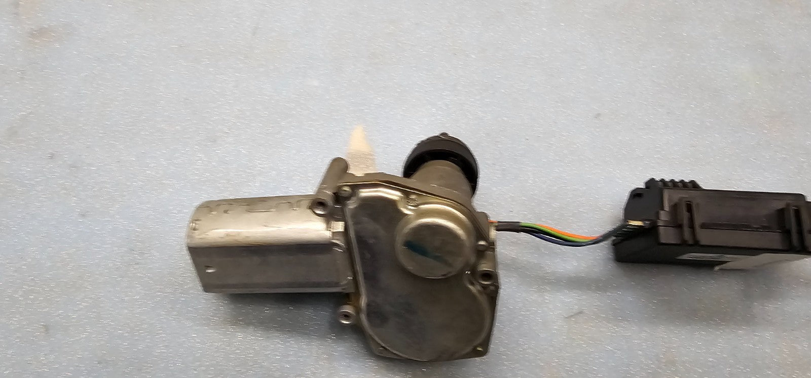🔥2002-2005 Ford Explorer Back Glass Rear Wiper Motor Mounting Hardware Assembly