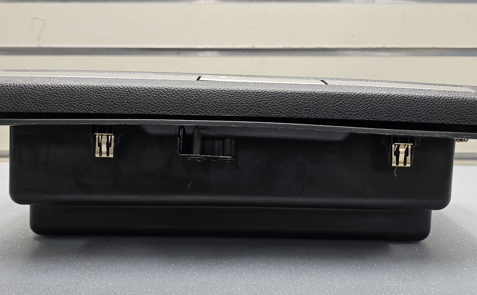 🔥07-13 Silverado SIERRA Dash UPPER GLOVE BOX Storage Compartment Door BLACK G4