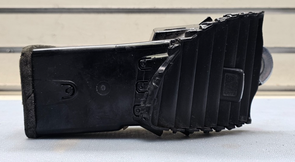 🔥11-14 Chrysler 300 Left Driver Dash AC A/C HVAC Air Vent Heater OEM BLACK