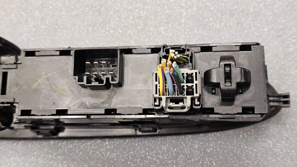 12-18 Ford Focus Escape Front Left Driver Master Power Window Door Switch Black