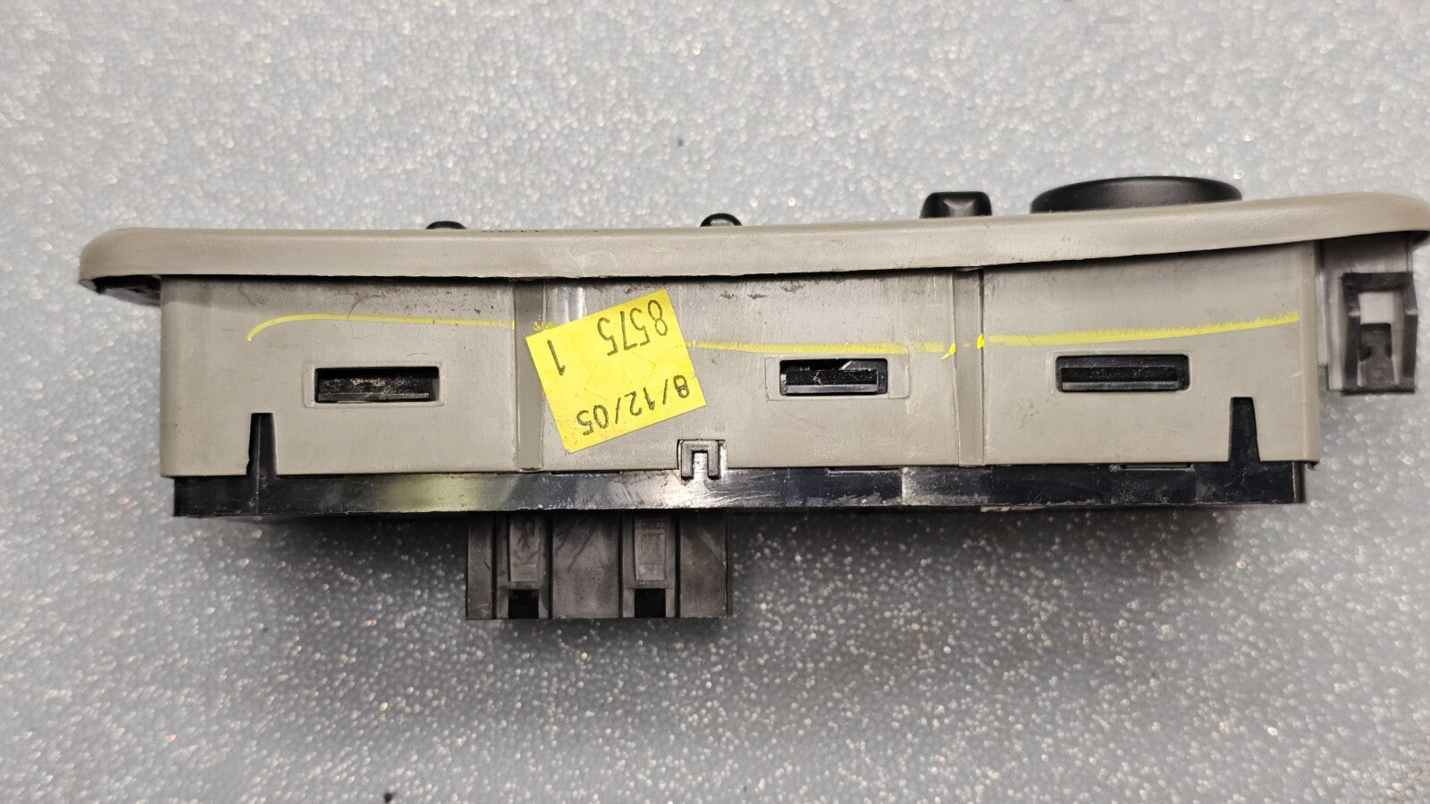 🔥00-05 Buick Lesabre Left Driver Master Power Window Switch Assembly Tan OEM
