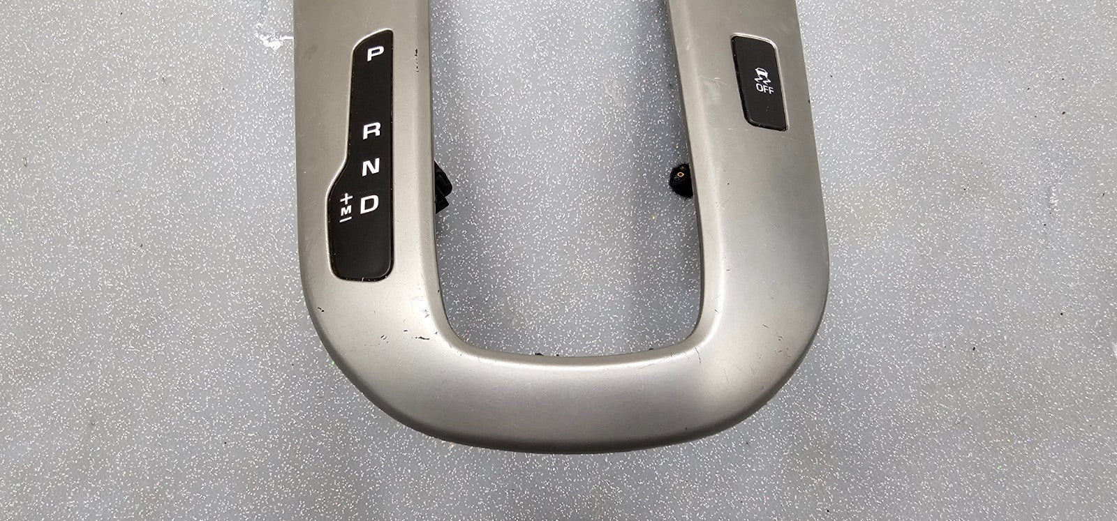🔥11-15 Chevy Cruze INDICATOR TRANSMISSION GEAR SHIFTER TRIM BEZEL SILVER OEM