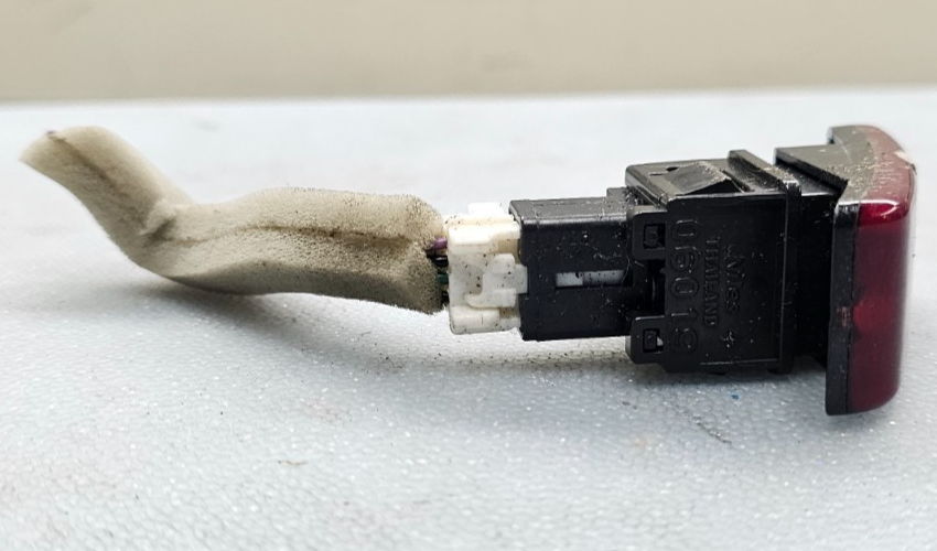 🔥12-18 Subaru XV Forester Impreza Crosstrek Center Dash Hazard Switch Assembly