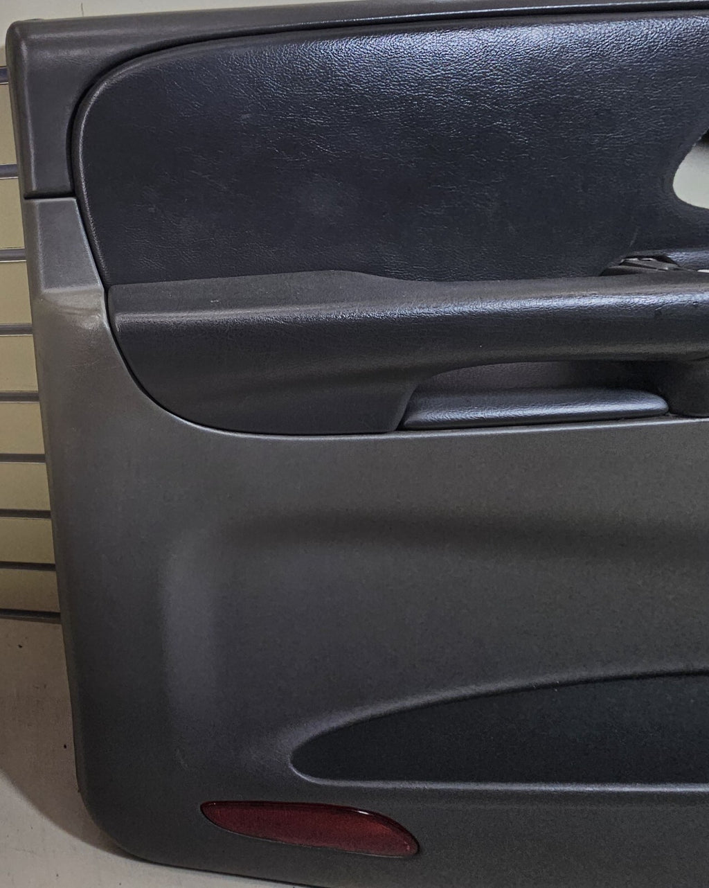 🔥02-09 CHEVY TRAILBLAZER Door Panel  Front LEFT&RIGHT Set2 armrest GRAY DK G D8