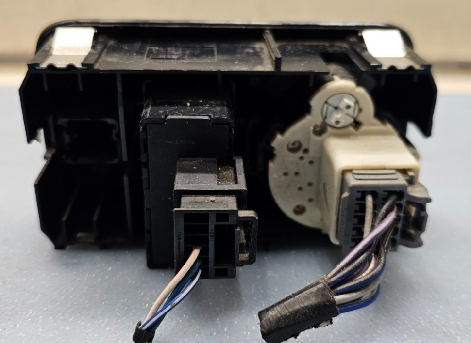 🔥2005–2009 Ford Mustang Headlight & Fog Light Switch Control black