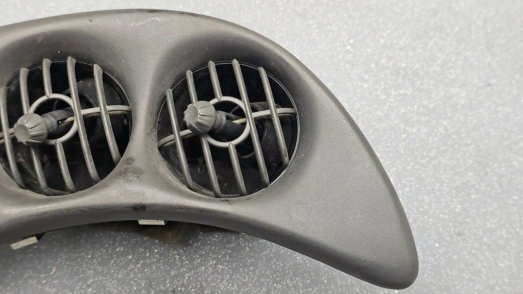 🔥00-05 Pontiac Bonneville Dash Left Driver  Air Vent Heater Conditioning Black