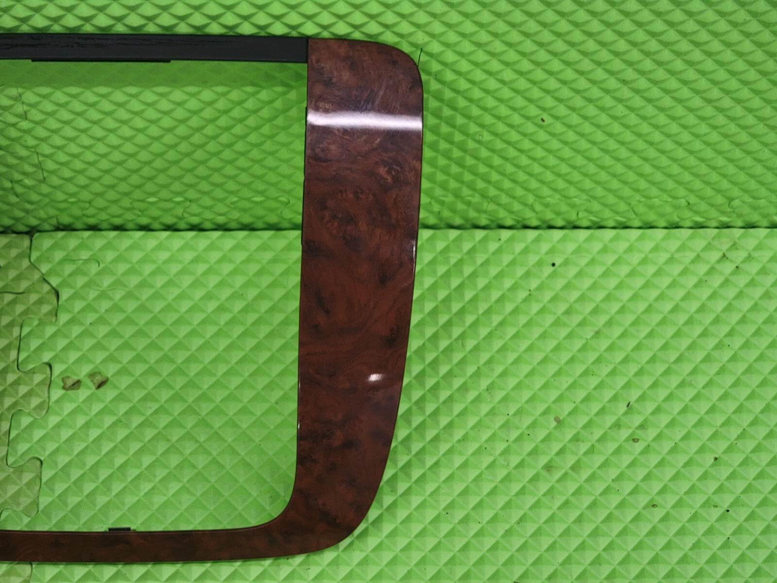 🔥07-13 SUBURBAN TAHOE YUKON CENTER DASH RADIO BEZEL TRIM WOODGRAIN