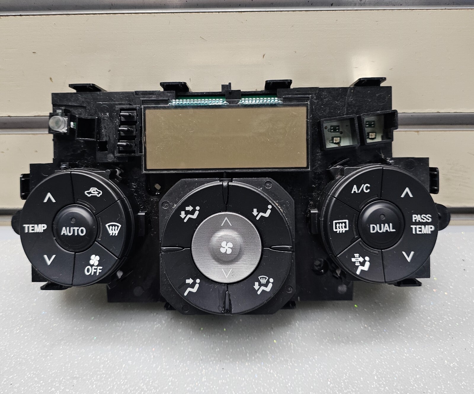 🔥06-12 Toyota RAV 4 Manual Ceneter Dash A/C Heater Climate Temperature Control
