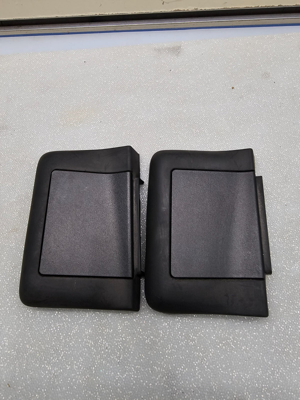 🔥03-11 Honda Element Rear Side Door Upper Hinge Cover Trim SET LEFT/RIGHT OEM