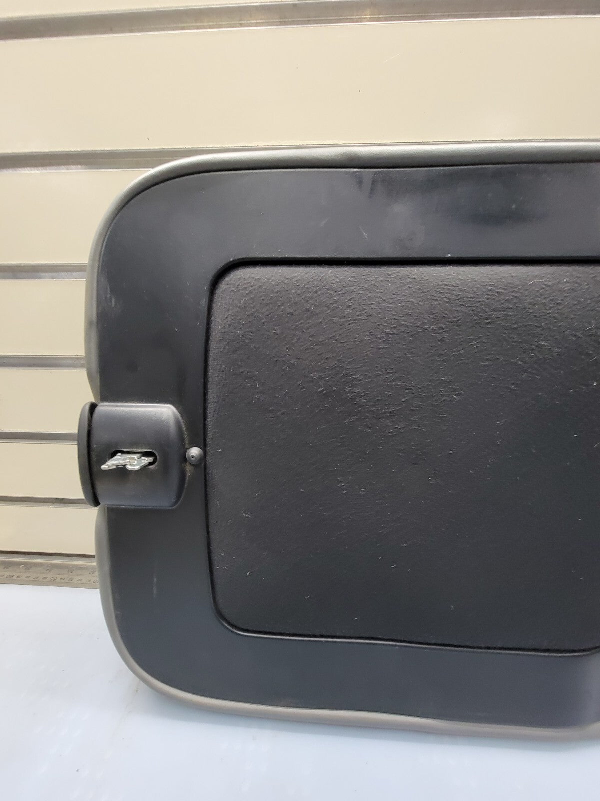 🔥2002-2008 Dodge RAM Center Console Jump Seat ARMREST Cover Lid Leather  GRAY