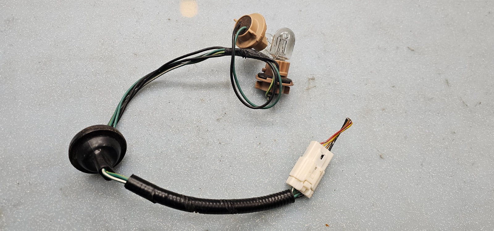 🔥2008-2013 NISSAN ROGUE TAIL BRAKE LIGHT LAMP BULB WIRING HARNESS OEM