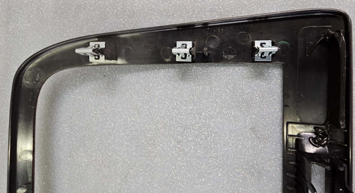 06-13 Chevy Impala Center Dash AM FM Radio Stereo Trim Panel Bezel Woodgrain OEM