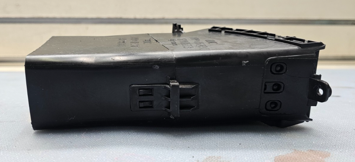 04-09 Legacy Outback Dash Front RIGHT Air Vent Heater Conditioning Filter Black