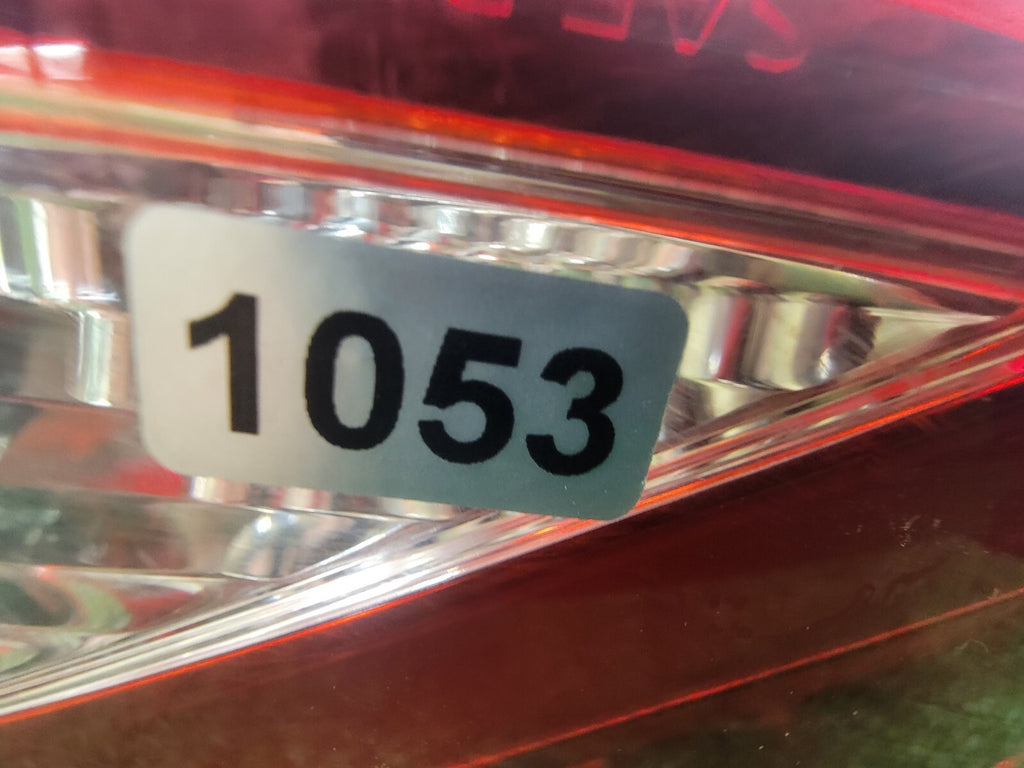 🔥15-17 Chrysler 200 Outer Tail Light Left Driver LH LED Assembly Chrome OEM