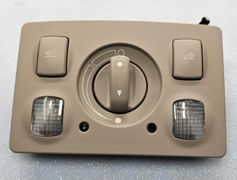 🔥1997-2004 AUDI A6 OVERHEAD DOME LIGHT SWITCH TAN OEM