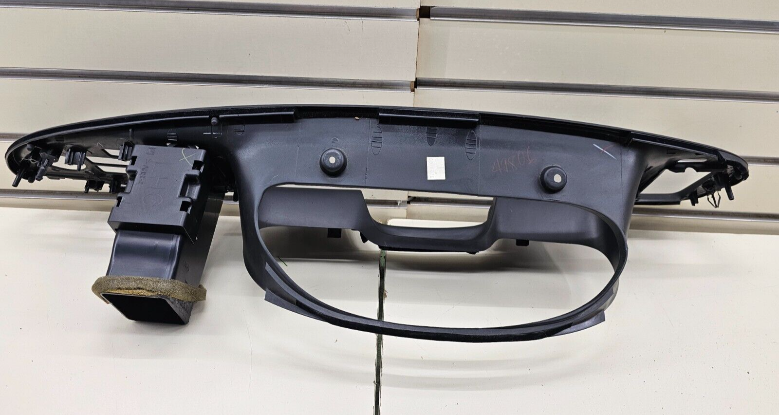 98-02 Lincoln Continental Dash Instrument Speedometer Cluster Bezel Gauge Black