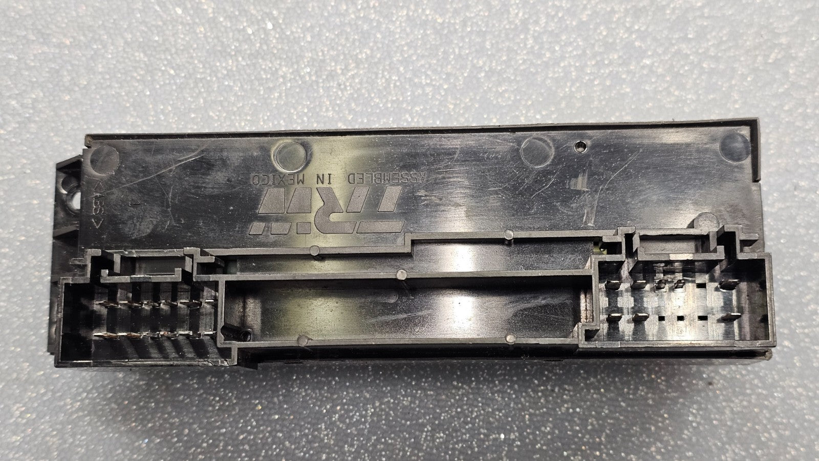 🔥99-02 Tahoe Suburban Yukon Left Driver Master Power Window Switch Assembly OEM