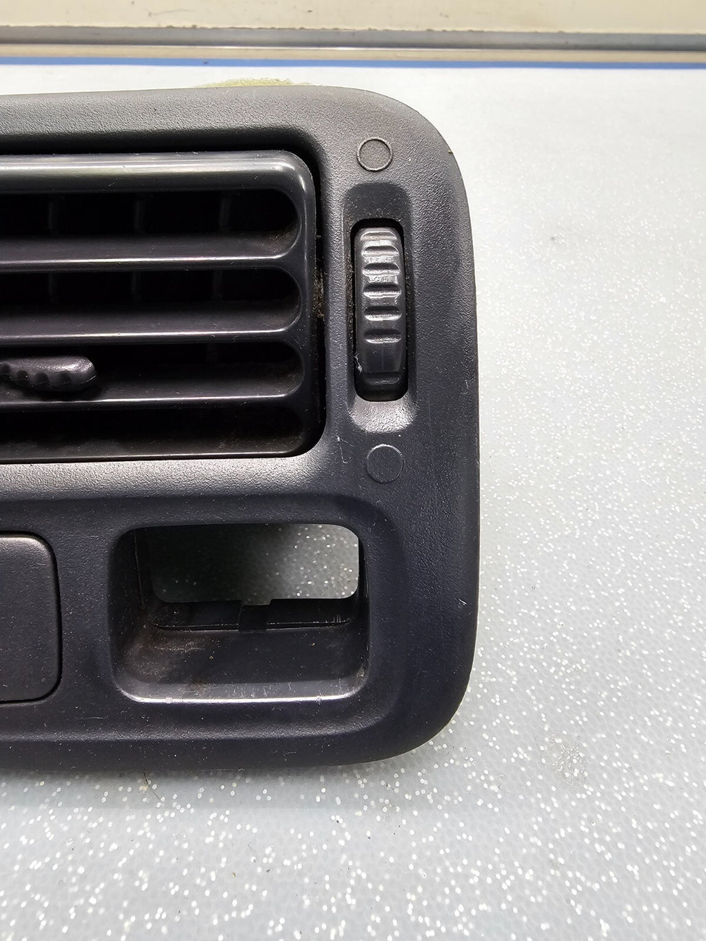 96-00 Civic Sedan Dash Left Driver A/C Air Vent Heater Grille Conditioning Black