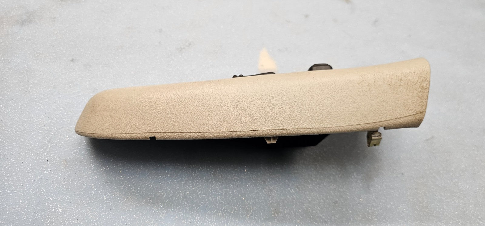 🔥99-02 Silverado SIERRA Front RIGHT Passenger Power Window Switch Lock TAN