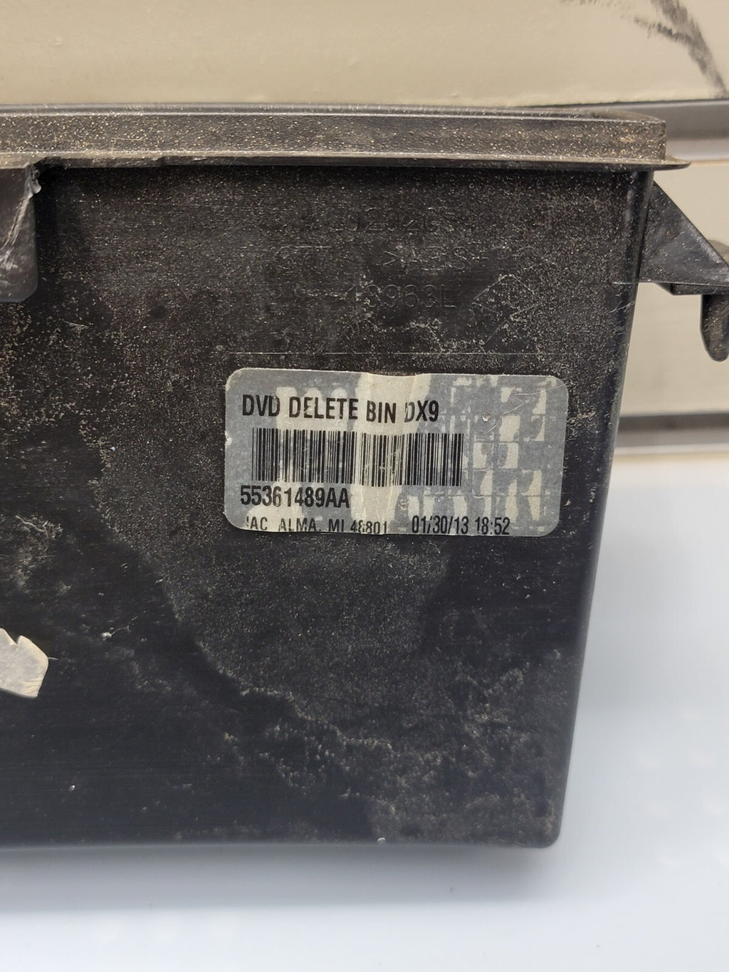 🔥 2011-2018 DODGE CARAVAN CENTER CONSOLE INSTRUMENT PANEL STORAGE BIN OEM