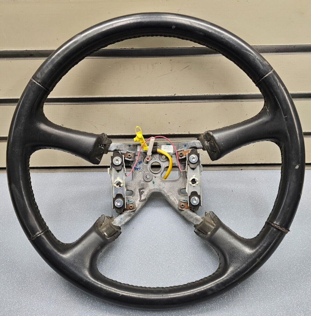 99-02 Chevy Silverado Tahoe Suburban Blazer SONOMA Steering Wheel Leather black