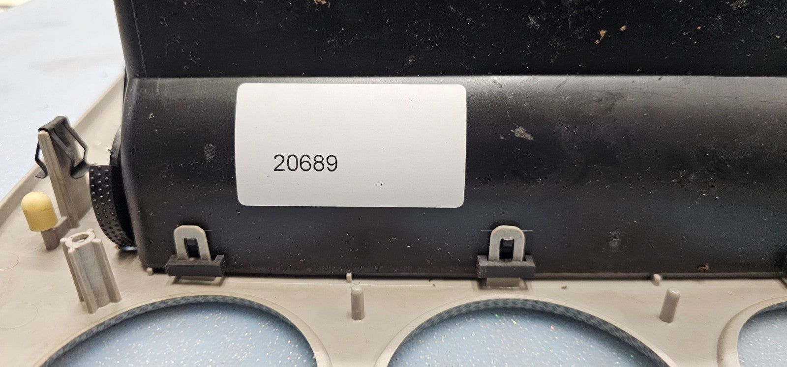 🔥2002–2003 Ford Explorer Dash A/C Climate Control Bezel Trim w/ Vent OEM