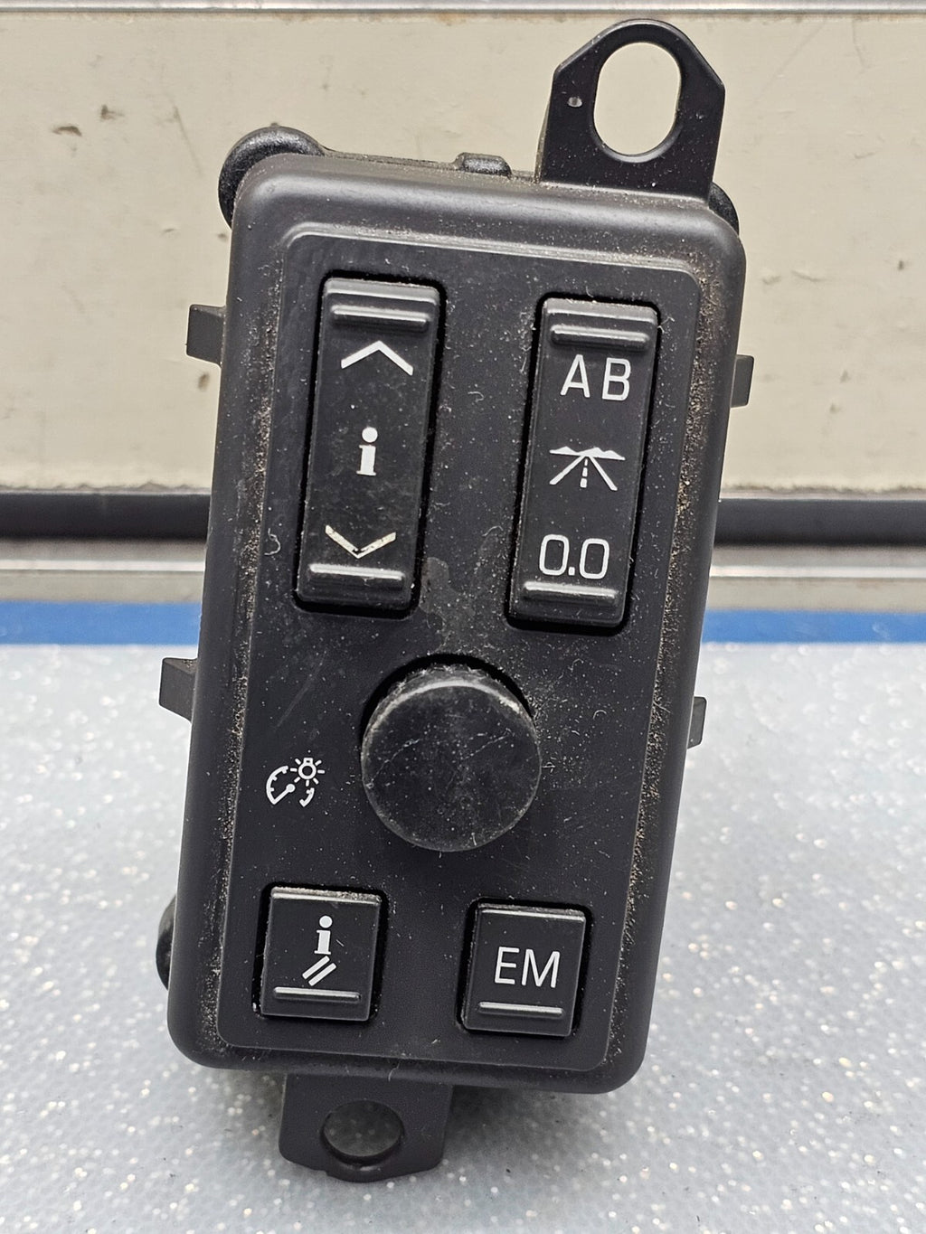 🔥04-11 Cadillac STS Left Driver Dash Display Dimmer Switch Information Center