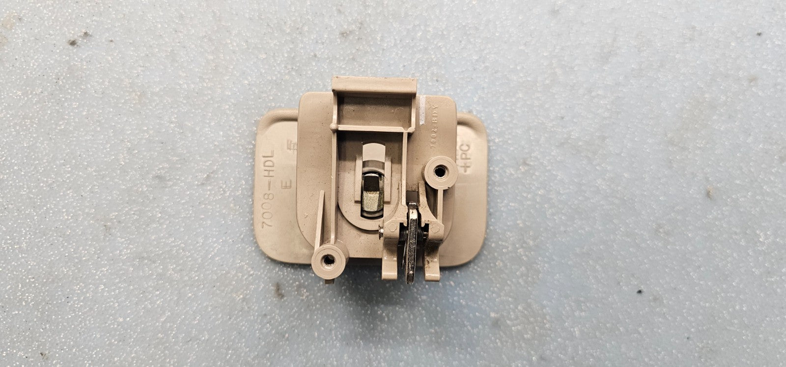 🔥03-07 Cadillac CTS SRX 05-09 STS Glove Box Latch Lock Handle Assembly Tan OEM