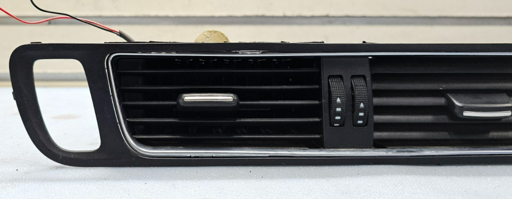 🔥09-12 AUDI Q5 8R QUATTRO FRONT CENTER DASH AC HEATER AIR VENT GRILLE OEM