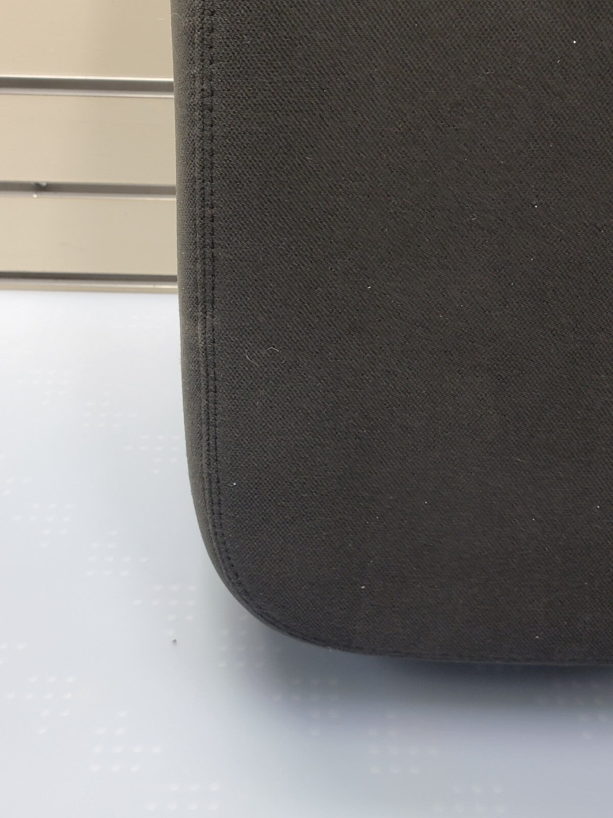 07-13 SILVERADO SIERRA Center JUMP SEAT Armrest 2 CUP Holder BLACK CH40 JS5