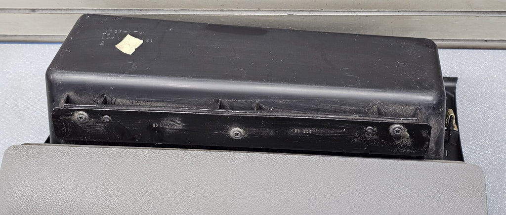 🔥07-13 Silverado SIERRA Dash UPPER GLOVE BOX Storage Compartment Door Tan OEM
