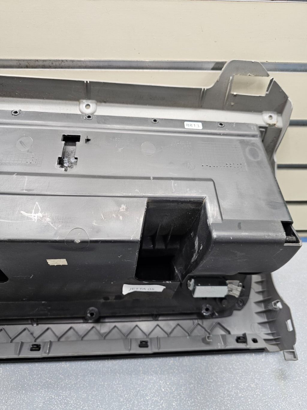 🔥99-06 JETTA GLI GOLF GTI R32 DASH GLOVE BOX COMPARTMENT STORAGE ASSEMBLY GRAY
