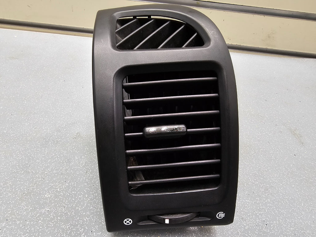 🔥06-12 Kia Sedona Front Left Driver Dash A/C Air Vent Heater Assembly Black OEM