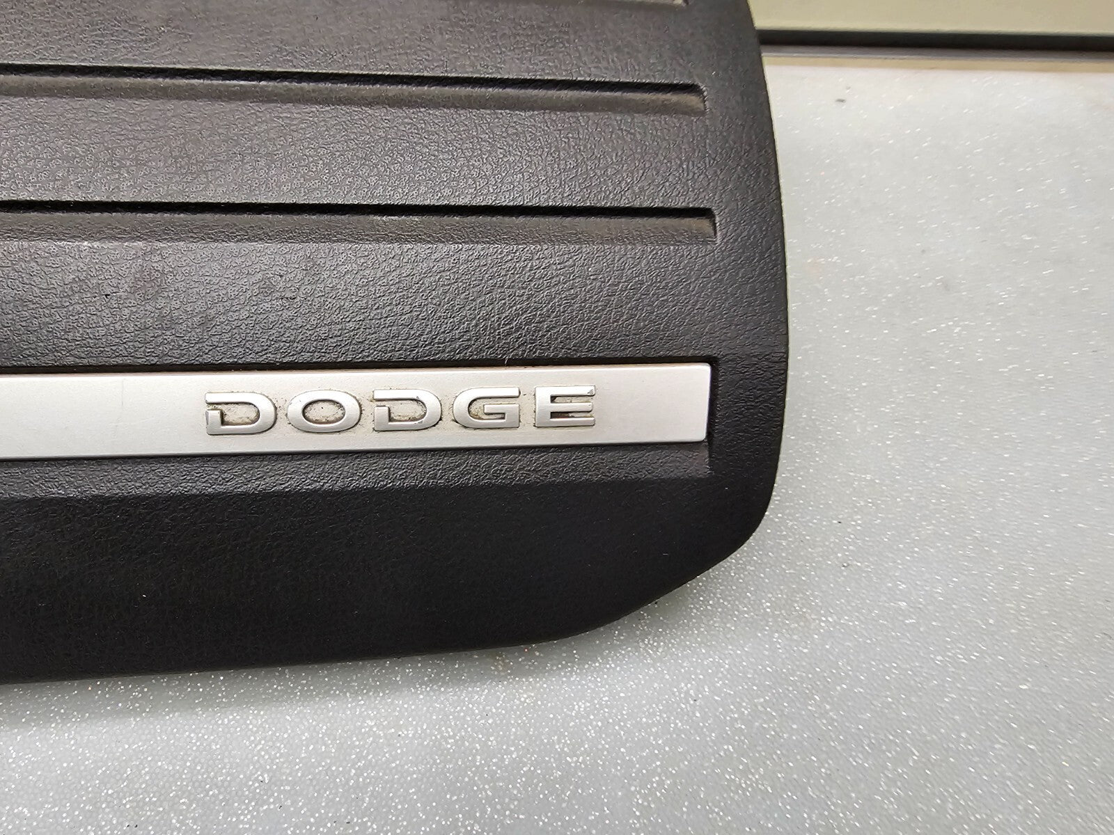 🔥08-10 GRAND CARAVAN TOWN COUNTRY FRONT DASH UPPER GLOVE BOX COMPARTMENT BLACK