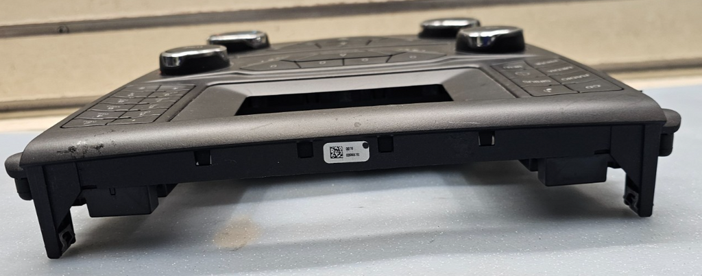 🔥13-16 FORD FUSION AUDIO RADIO CLIMATE CONTROL BEZEL SWITCH PANEL BLACK OEM