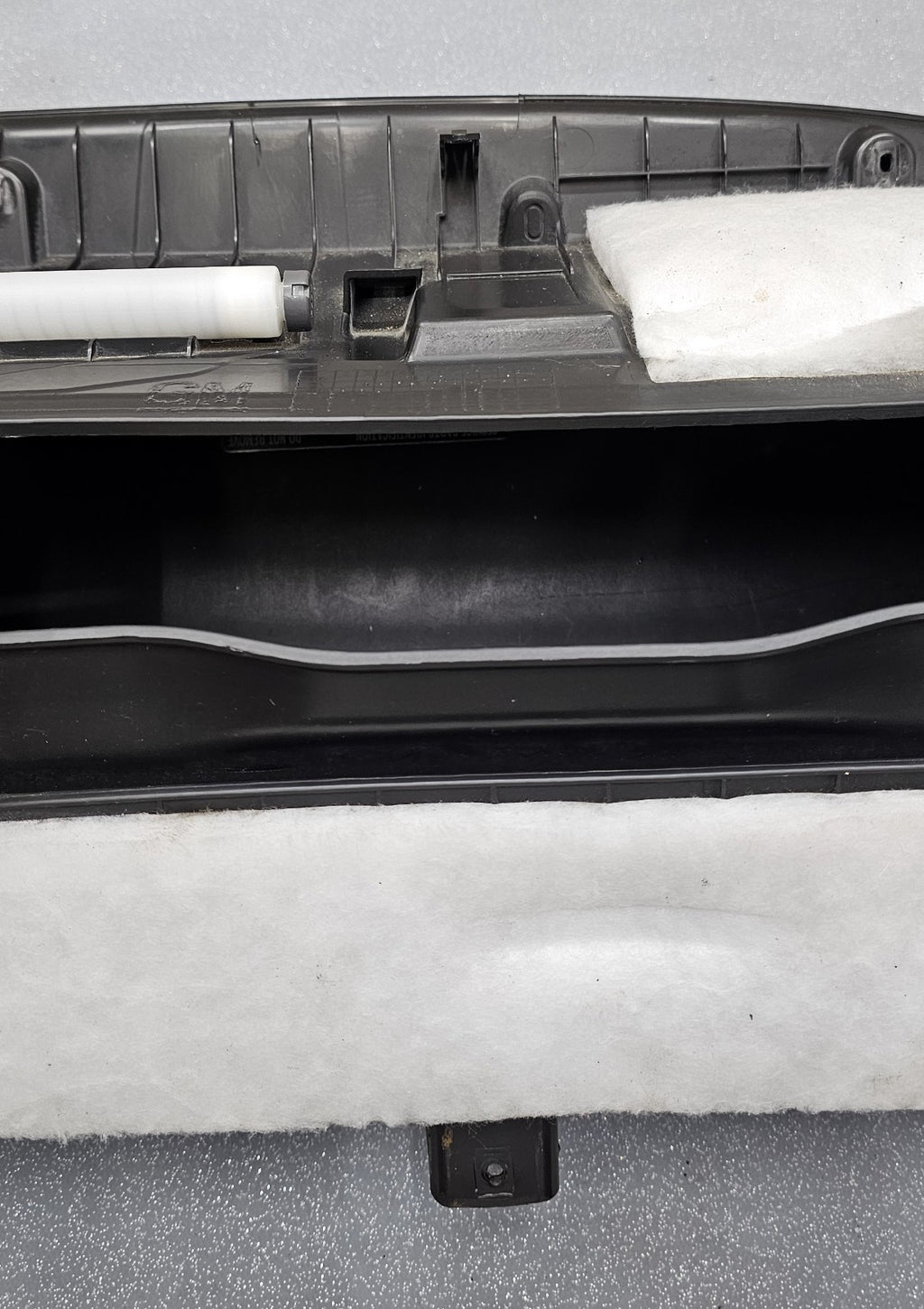 🔥11-16 Chevy Cruze Ebony Dash Glove Box Lid storage Compartment Assembly Black