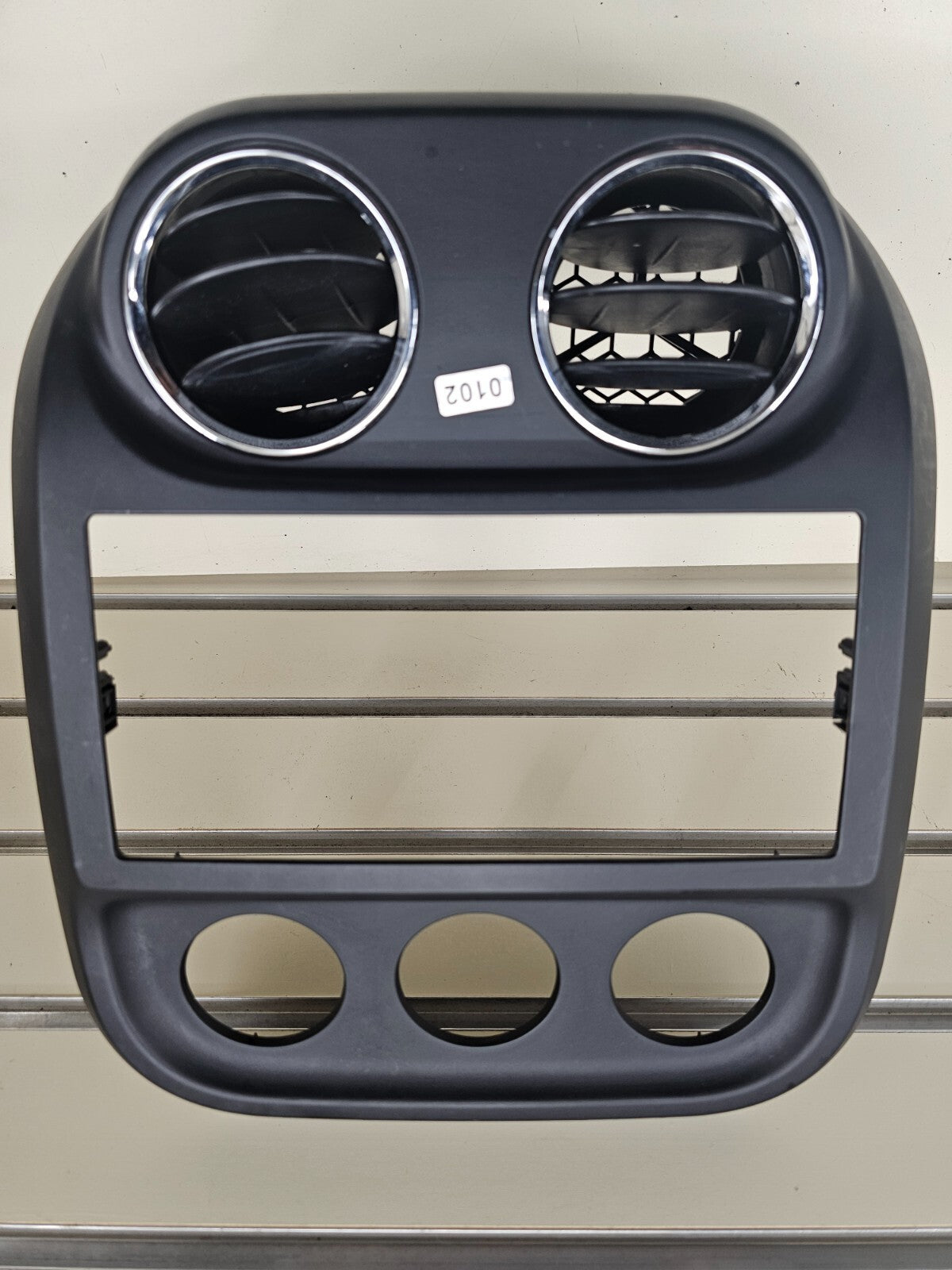 10-16 Compass Patriot Center Dash Radio Climate Trim Surround Bezel Panel BLACK