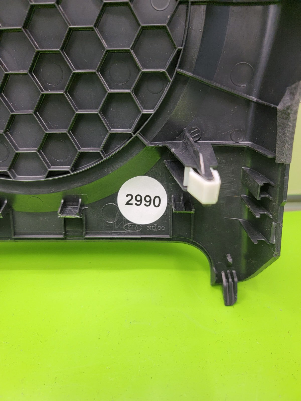 🔥2012-2013 KIA SOUL 2.0L FWD 4CYL CENTER DASH COVER/BEZEL-BLACK 60846