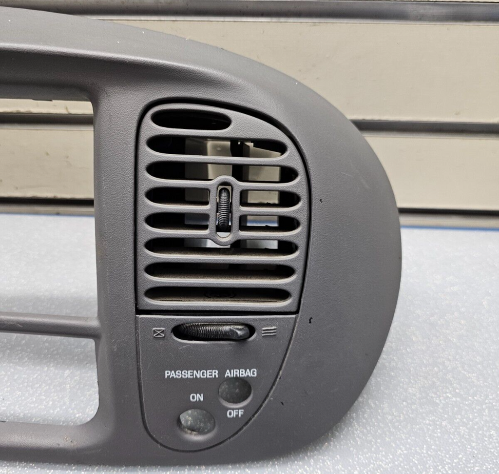 🔥97-03 Ford F150 Center Dash AM FM Radio Climate Trim Stereo BEZEL Panel Gray